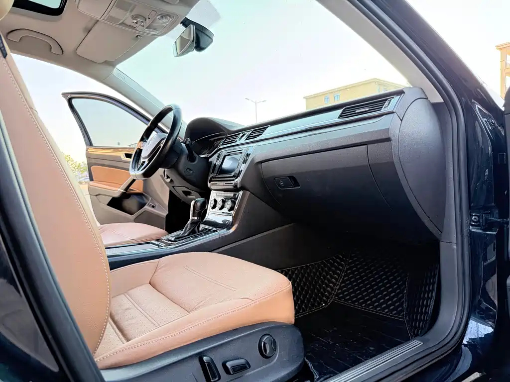 VOLKSWAGEN PASSAT 2016