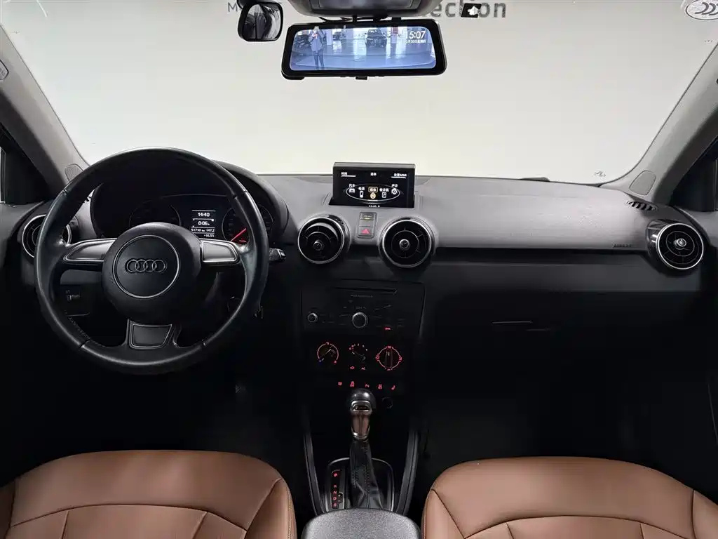 AUDI A1 2014