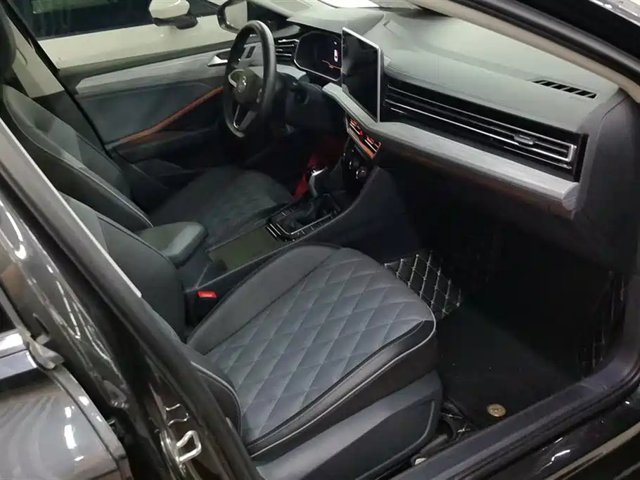 VOLKSWAGEN SAGITAR 2024