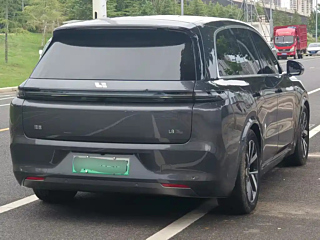 LI AUTO L8  2024 YEAR PRO 2024