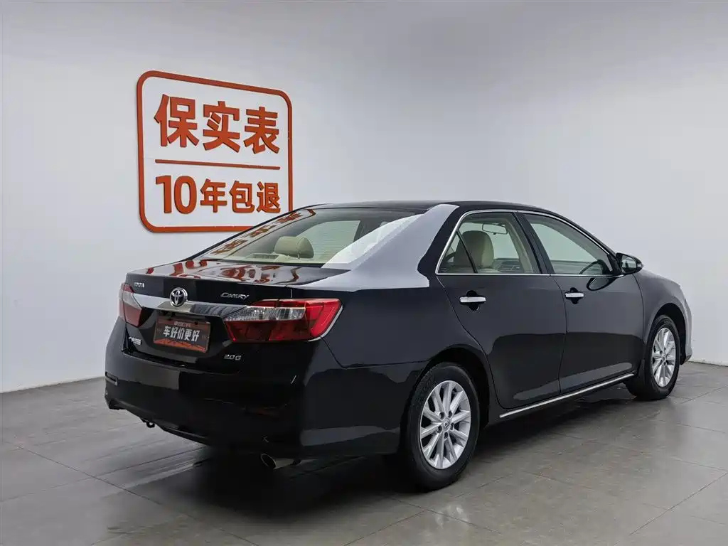 TOYOTA CAMRY 2014