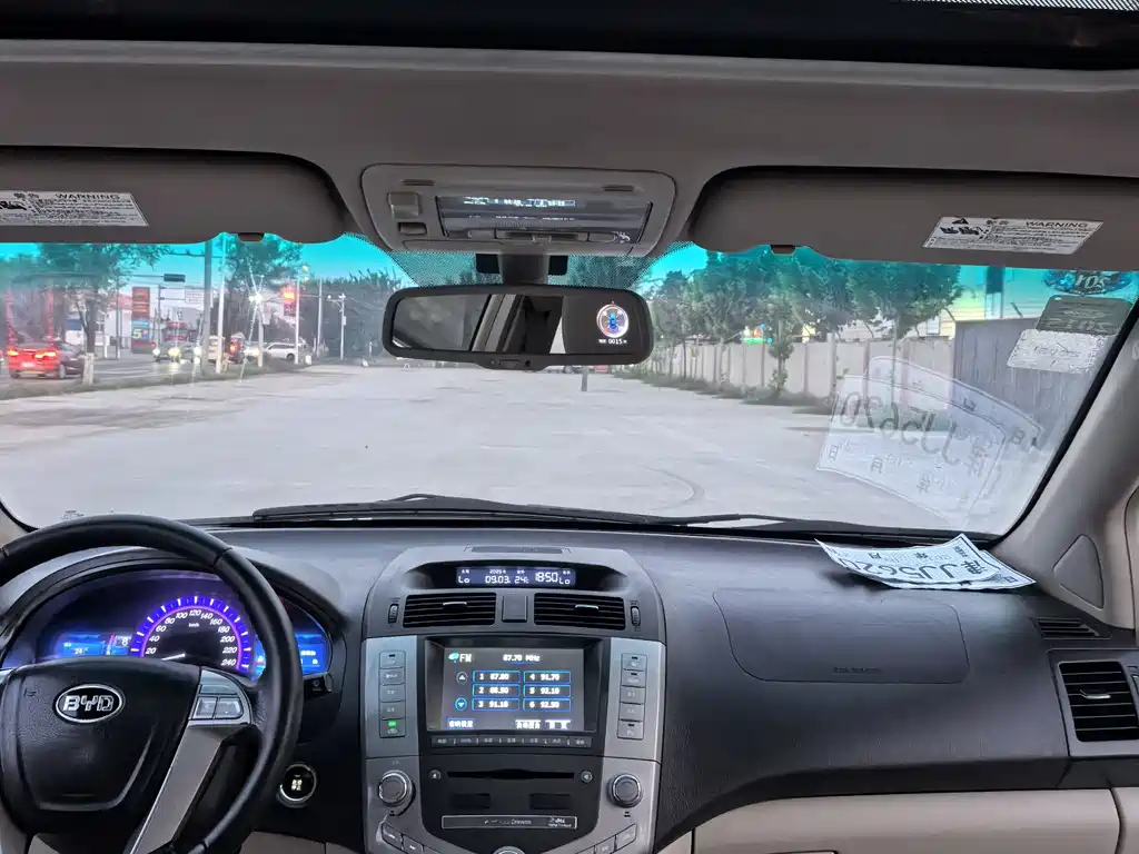 BYD S6 2013