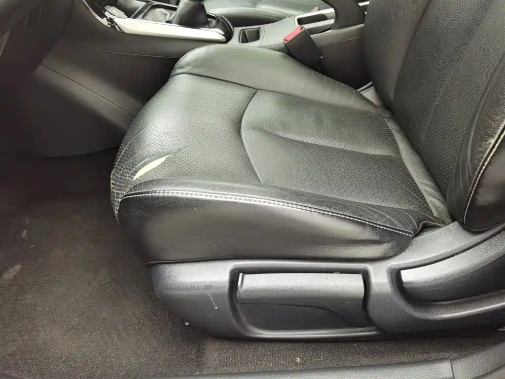 NISSAN SYLPHY 2018