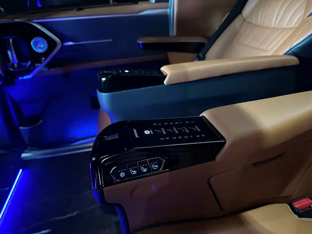 TOYOTA SIENNA SIENNA 2023