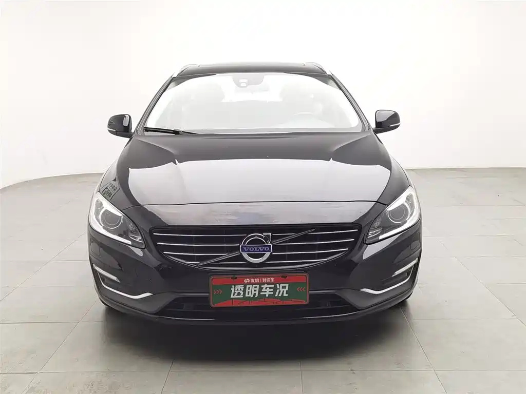 VOLVO V60 2014
