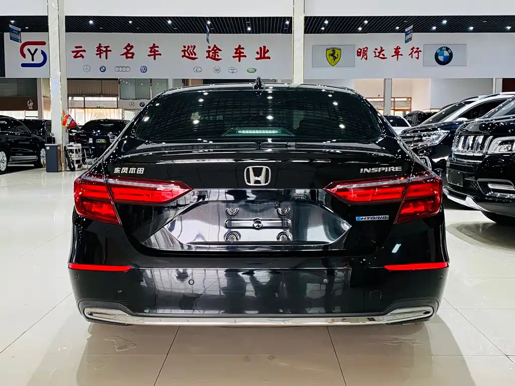 HONDA INSPIRE 2019