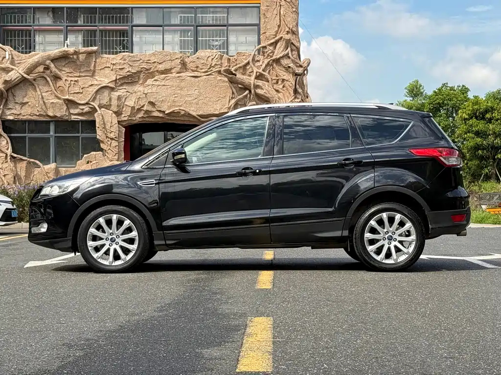 FORD ESCAPE 2013