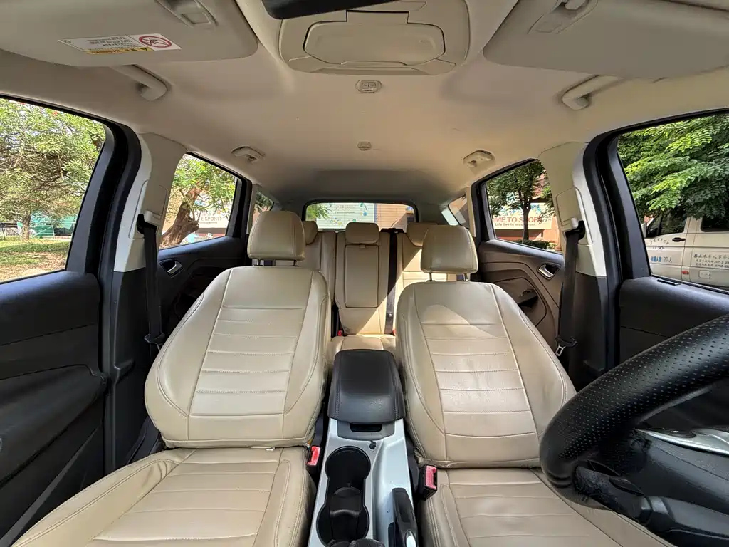 FORD ESCAPE 2013
