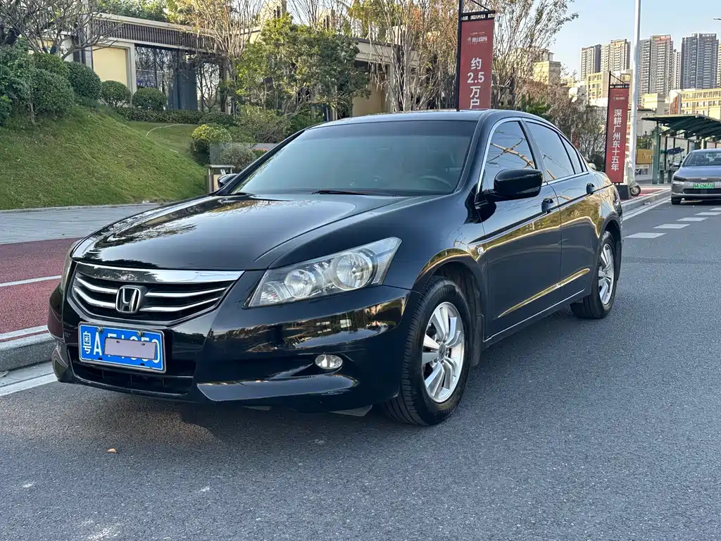 HONDA ACCORD 2011