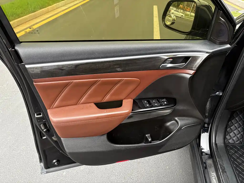 TRUMPCHI GS8 2017