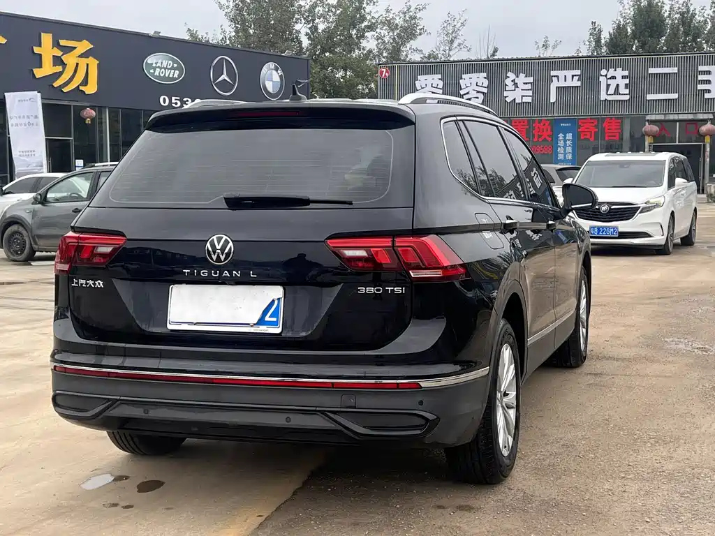 VOLKSWAGEN TIGUAN L 2024