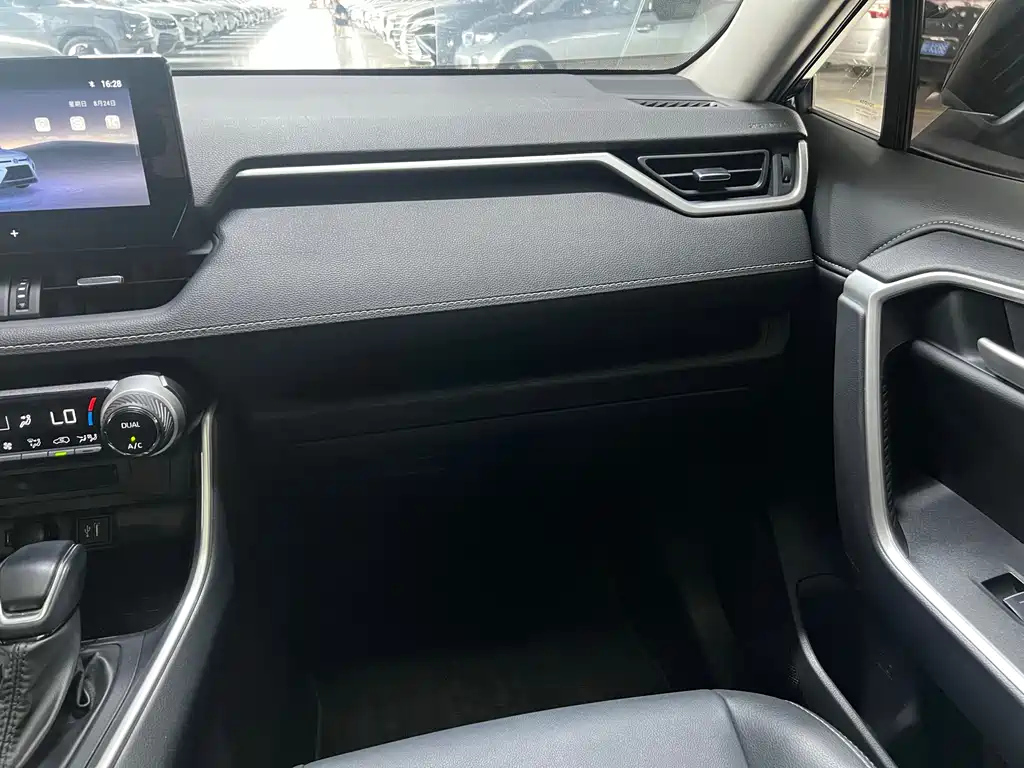 TOYOTA WILDLANDER 2023