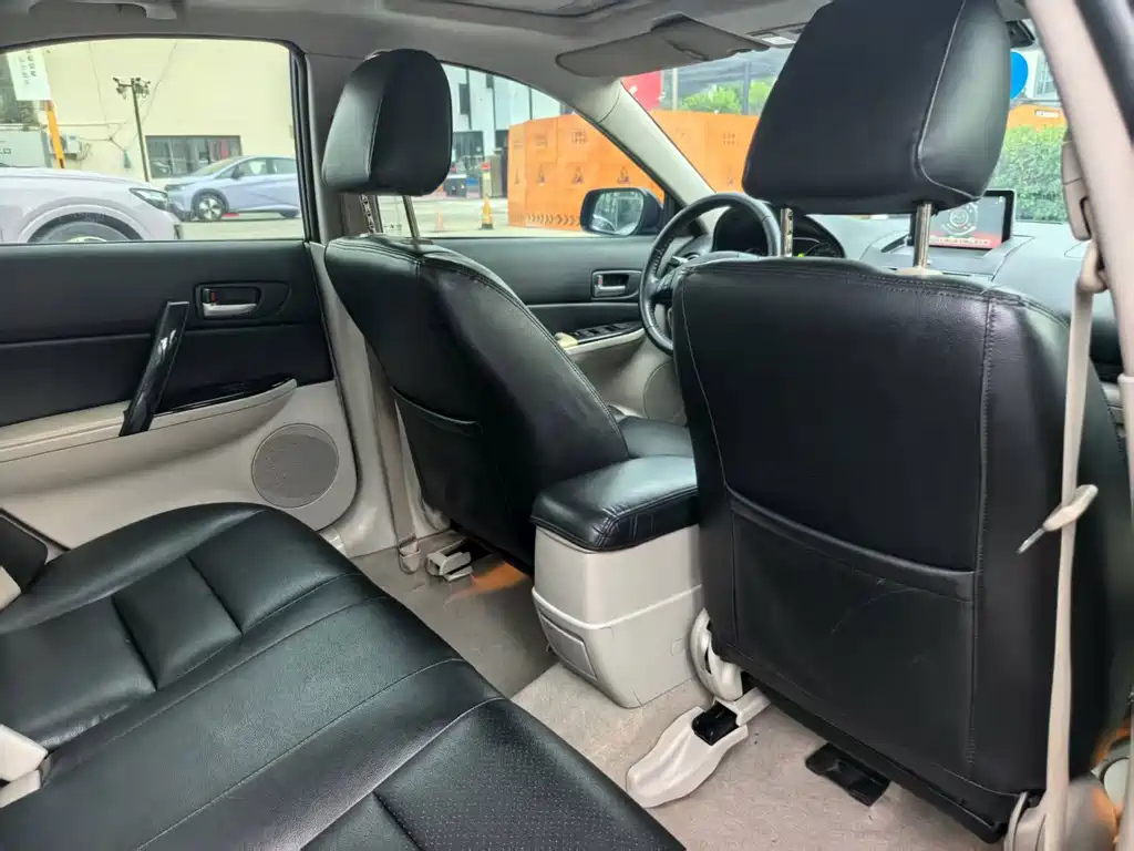 MAZDA 6 2011