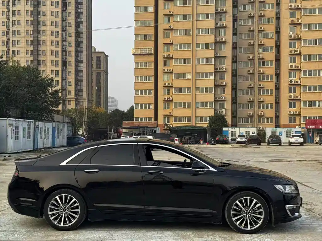LINCOLN MKZ 2019