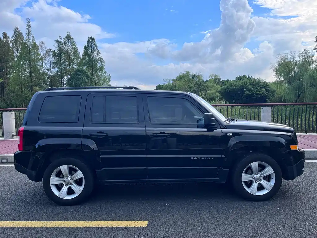 JEEP FREEDOM 客 2015