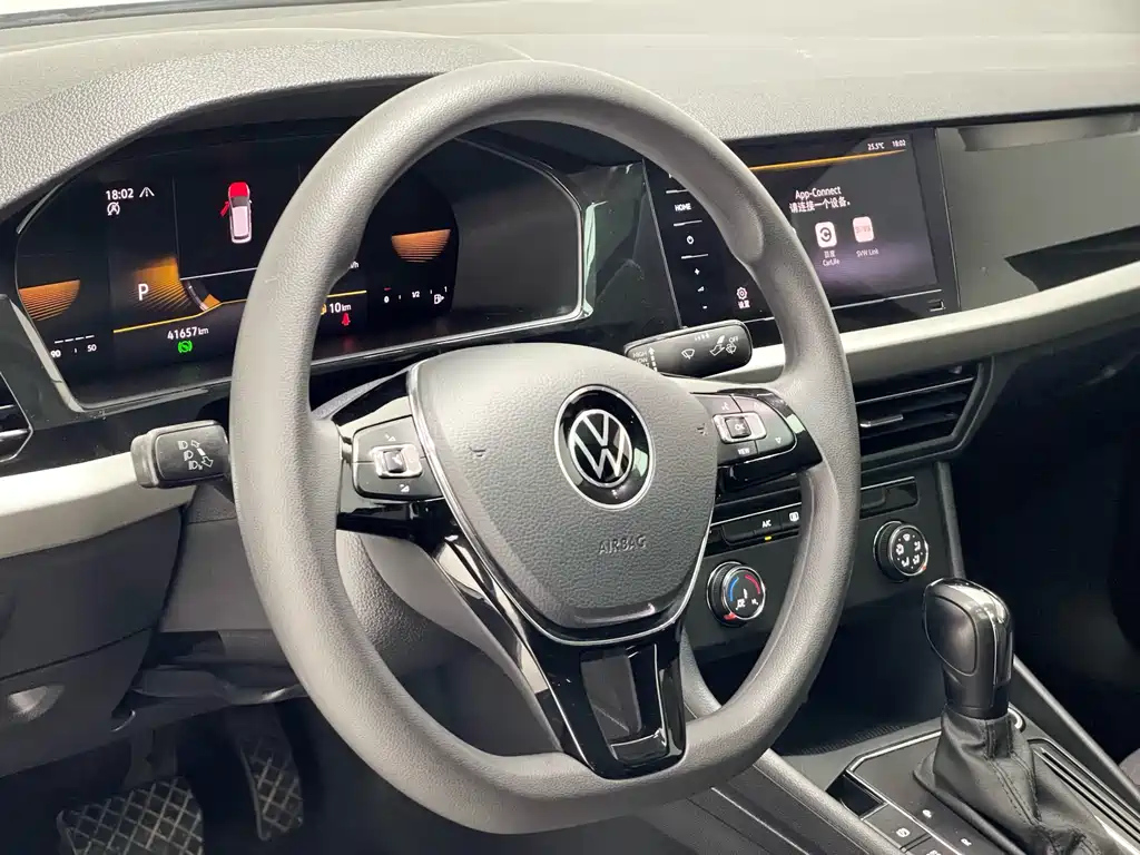 VOLKSWAGEN LAVIDA 2022