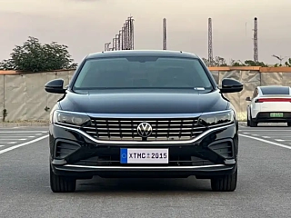 VOLKSWAGEN PASSAT 2025