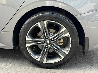 KIA K5  2020 YEAR 270T CVVD LUXURY TECH EDITION 2020