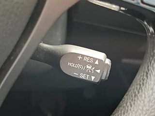 TOYOTA C-HR  2021 YEAR 2.0L DELUXE EDITION 2021