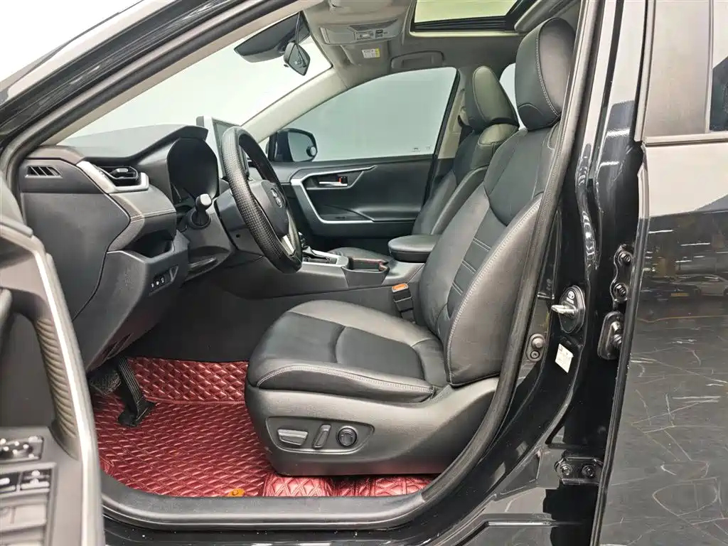 TOYOTA RAV4 RONGFANG 2020