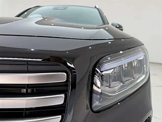 MERCEDES BENZ GLB 2025