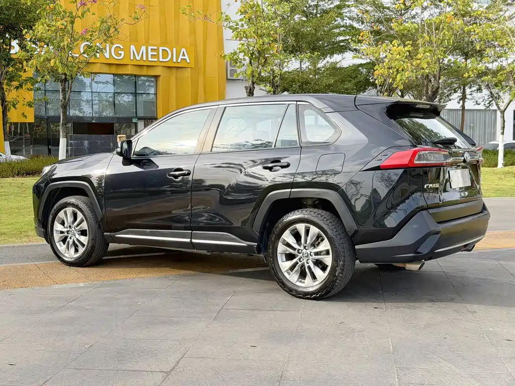 TOYOTA WILDLANDER 2020