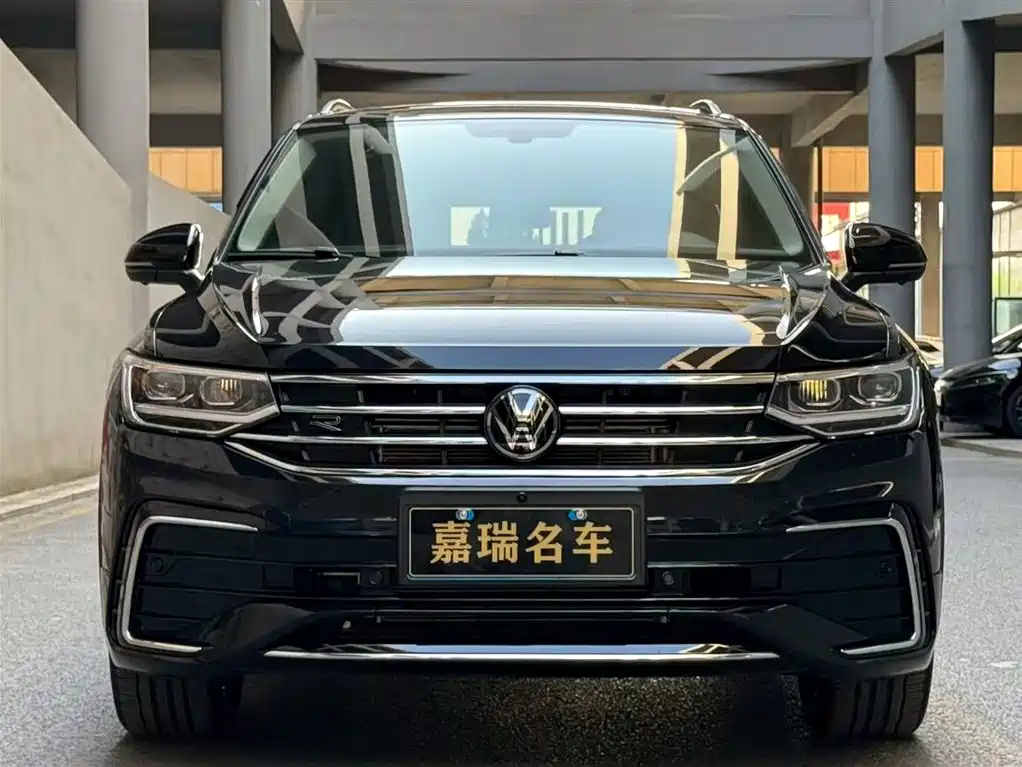 VOLKSWAGEN TIGUAN L 2024