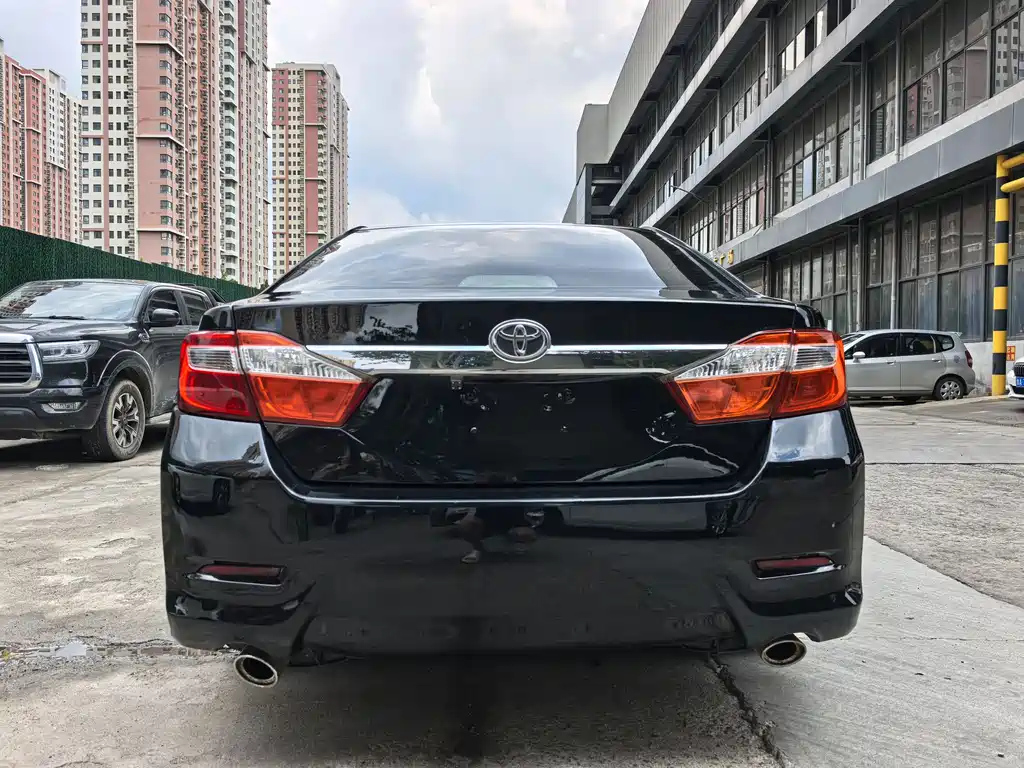 TOYOTA CAMRY 2012