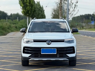 VOLKSWAGEN THARU  2025