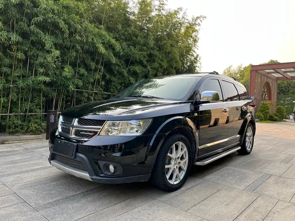 Аукционный лист DODGE JCUV 2013