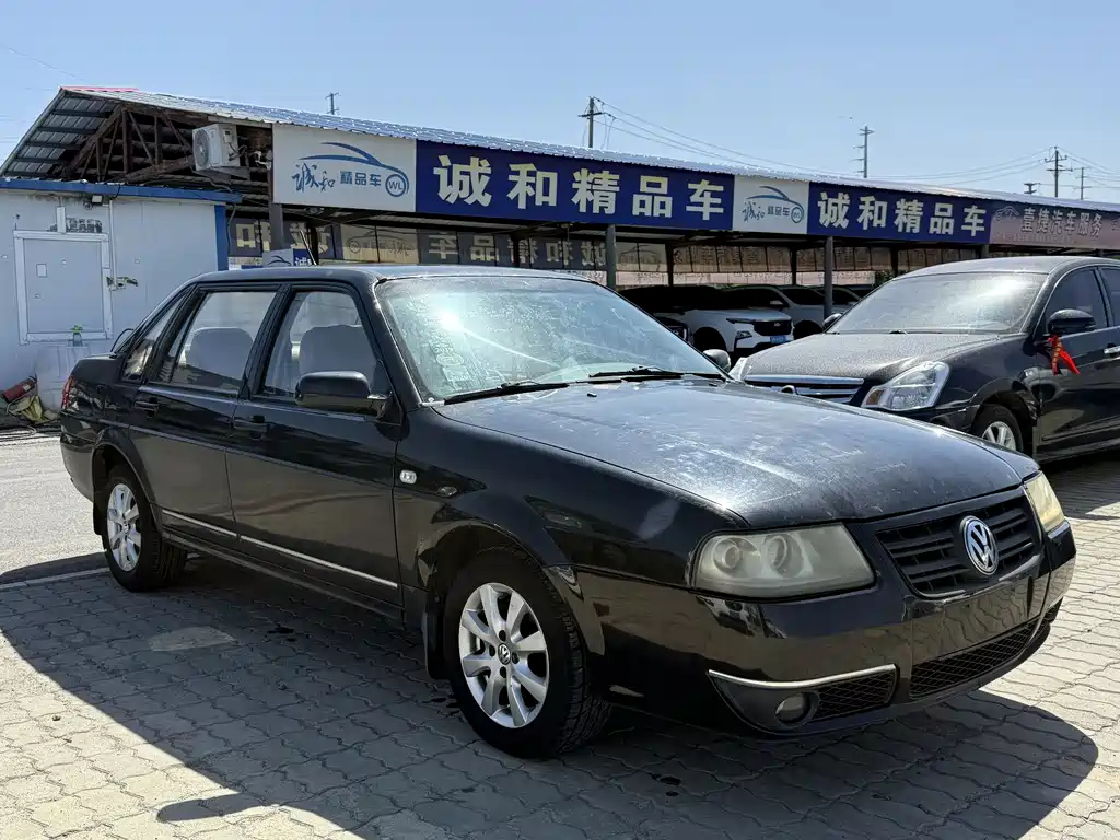 VOLKSWAGEN SANTANA 志俊 2012