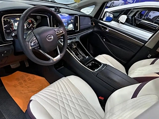 TRUMPCHI M8  2023 YEAR  390T PREMIUM ENJOY ED 2023