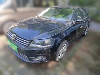 VOLKSWAGEN BORA 2014