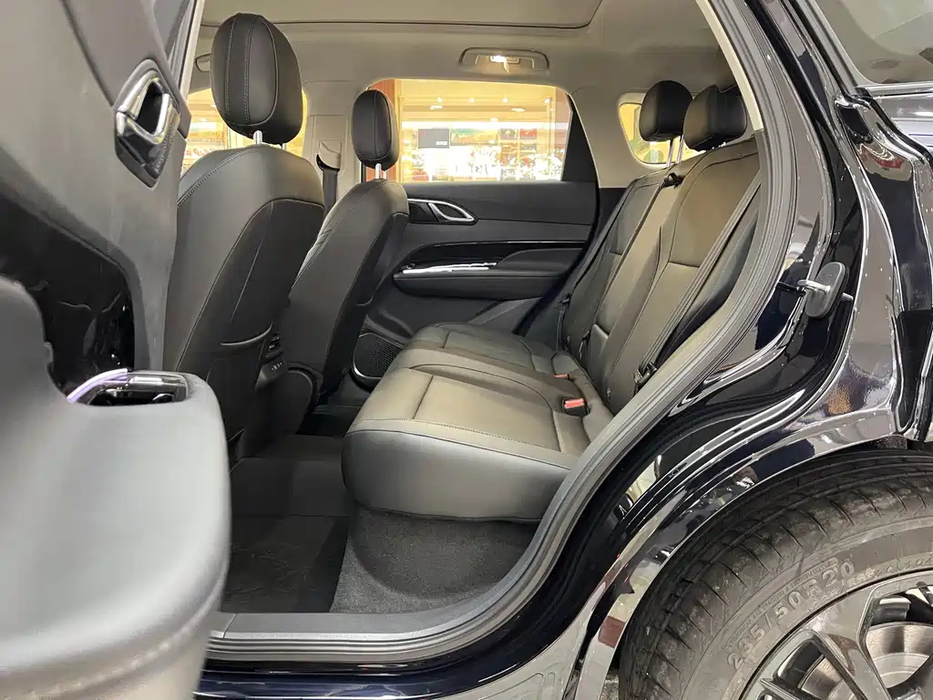 HONGQI HS3 PHEV 2025