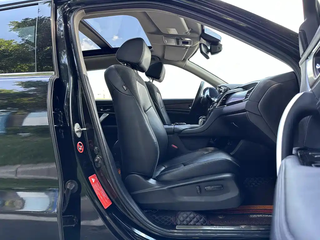 HONDA AVANCIER 2019