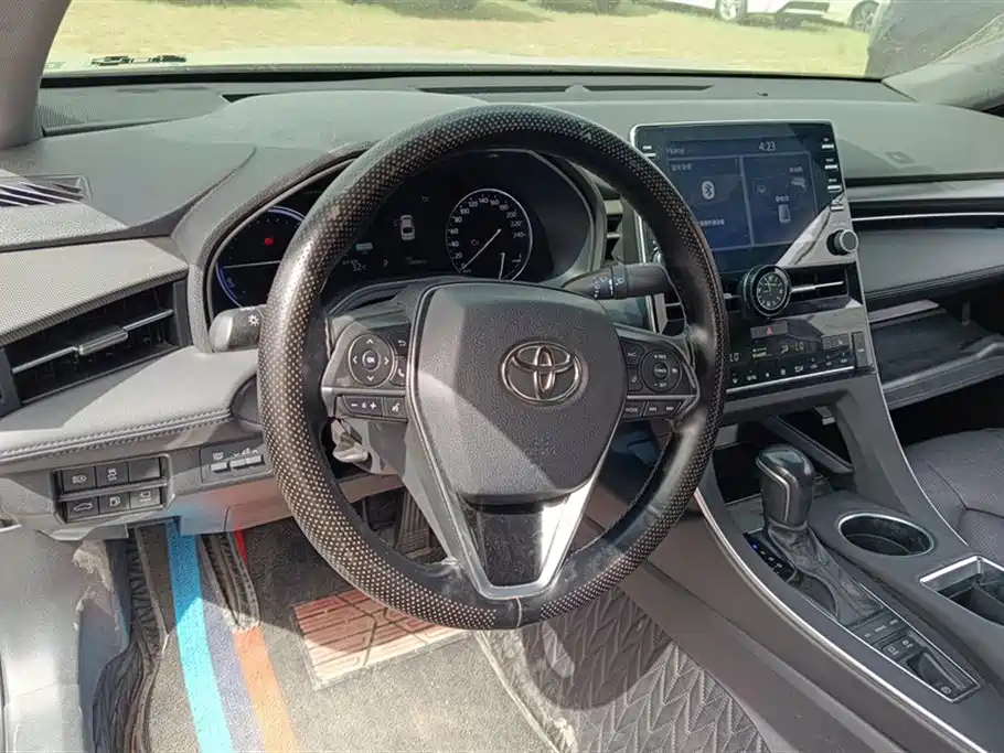TOYOTA AVALON 2019