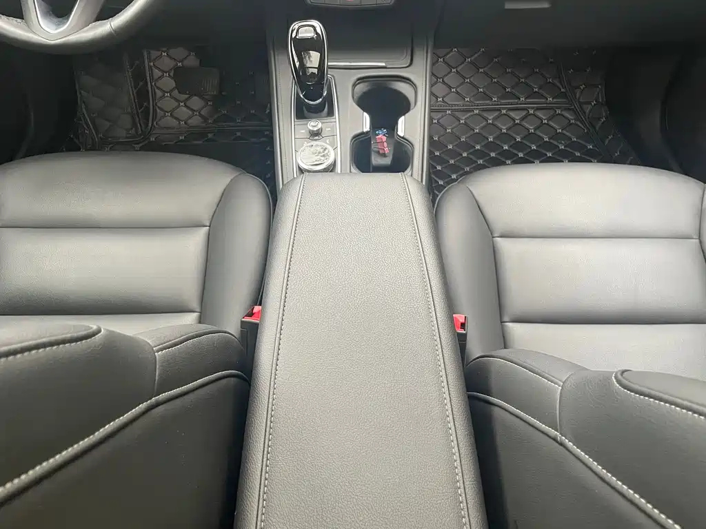 CADILLAC XT4 2022