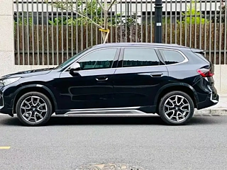 Заказать BMW X1