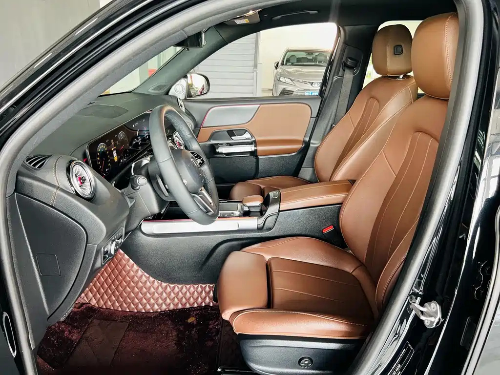 MERCEDES BENZ GLB 2022