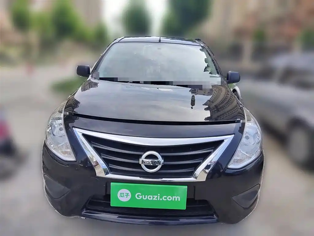 NISSAN SUNNY 2015