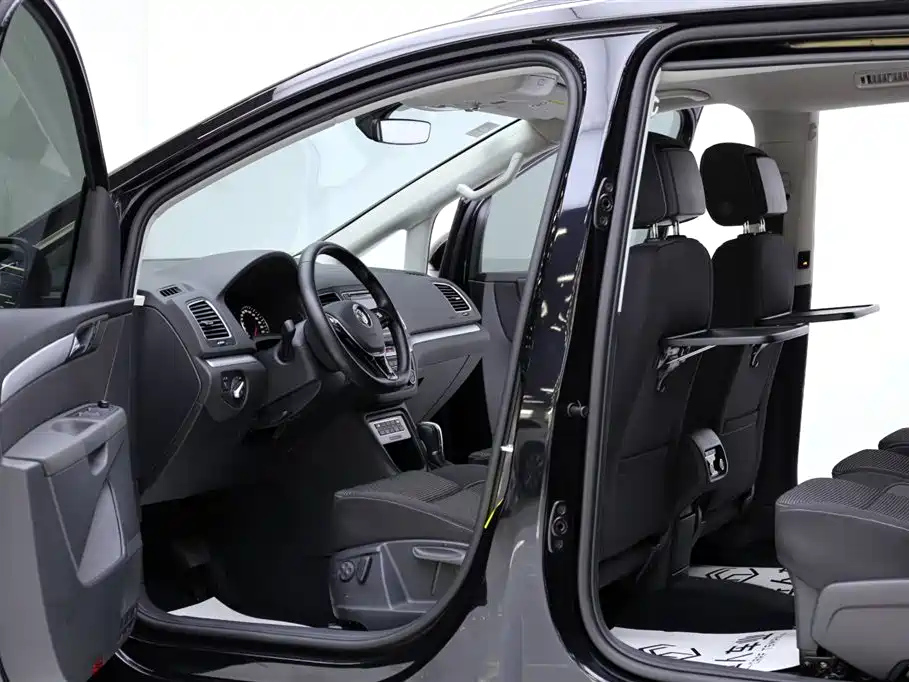 VOLKSWAGEN SHARAN 2018