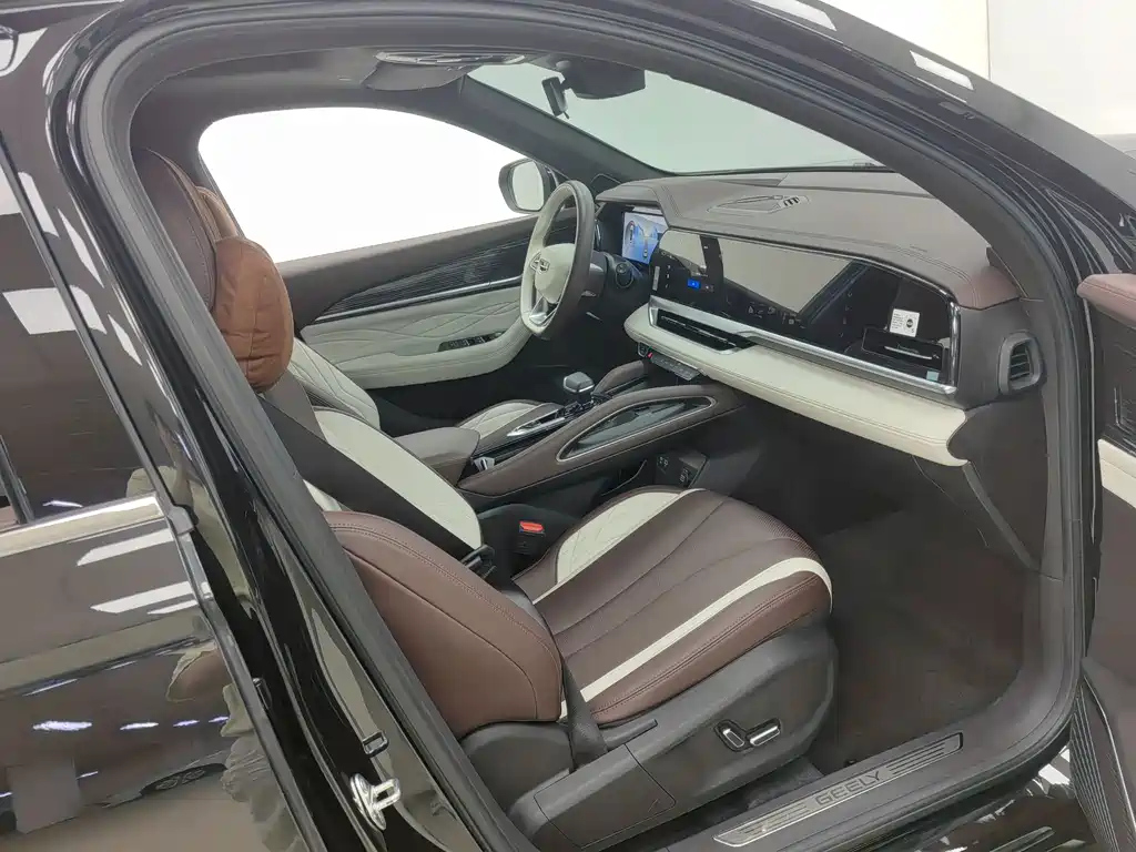 GEELY AUTO MONJARO 2022