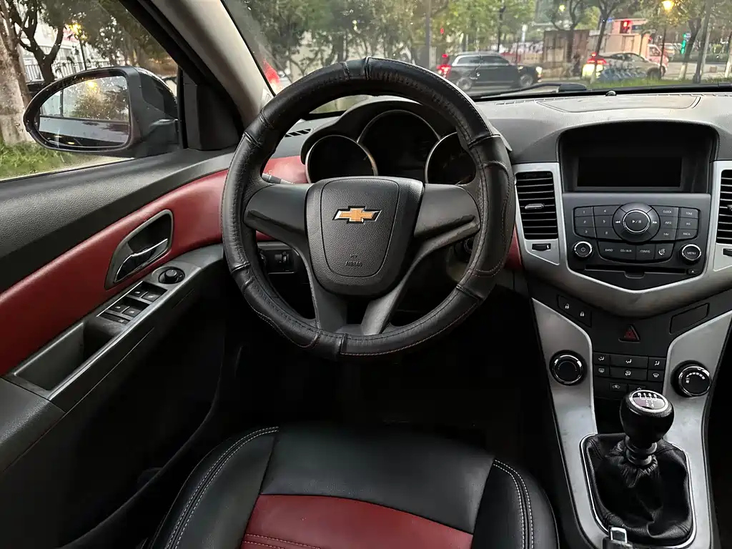 CHEVROLET CRUZE 2014