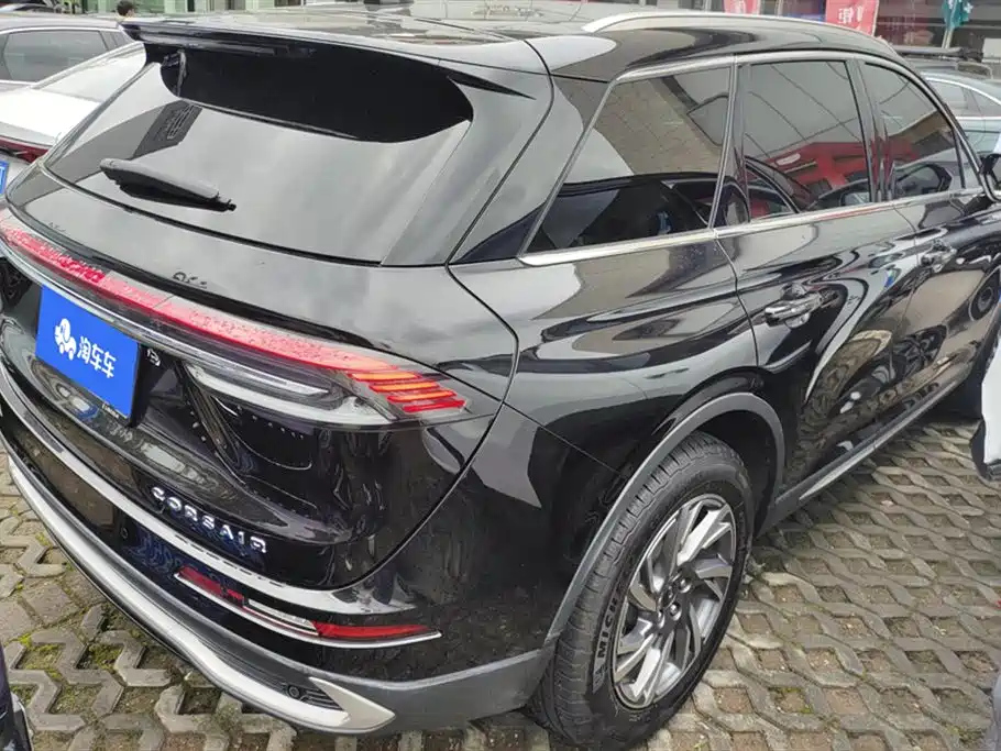 LINCOLN ADVENTURER 2023