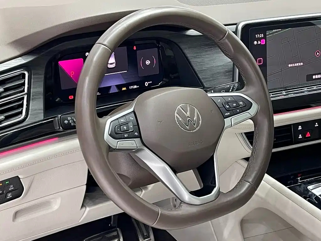 VOLKSWAGEN VILORAN 2023