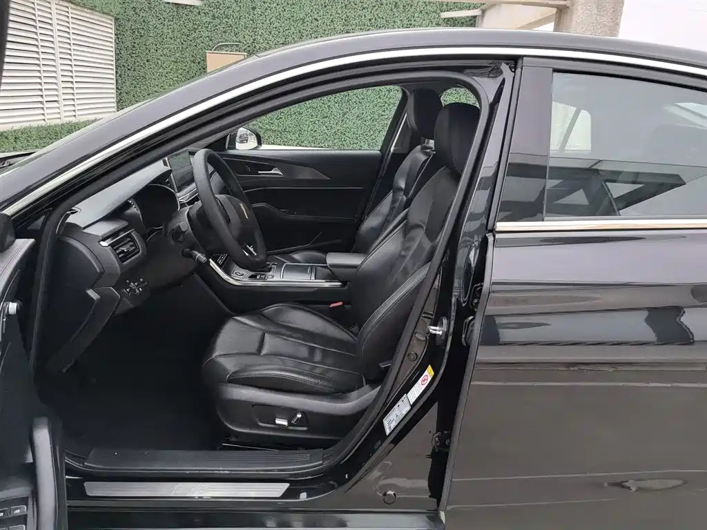 HONGQI H5 2020