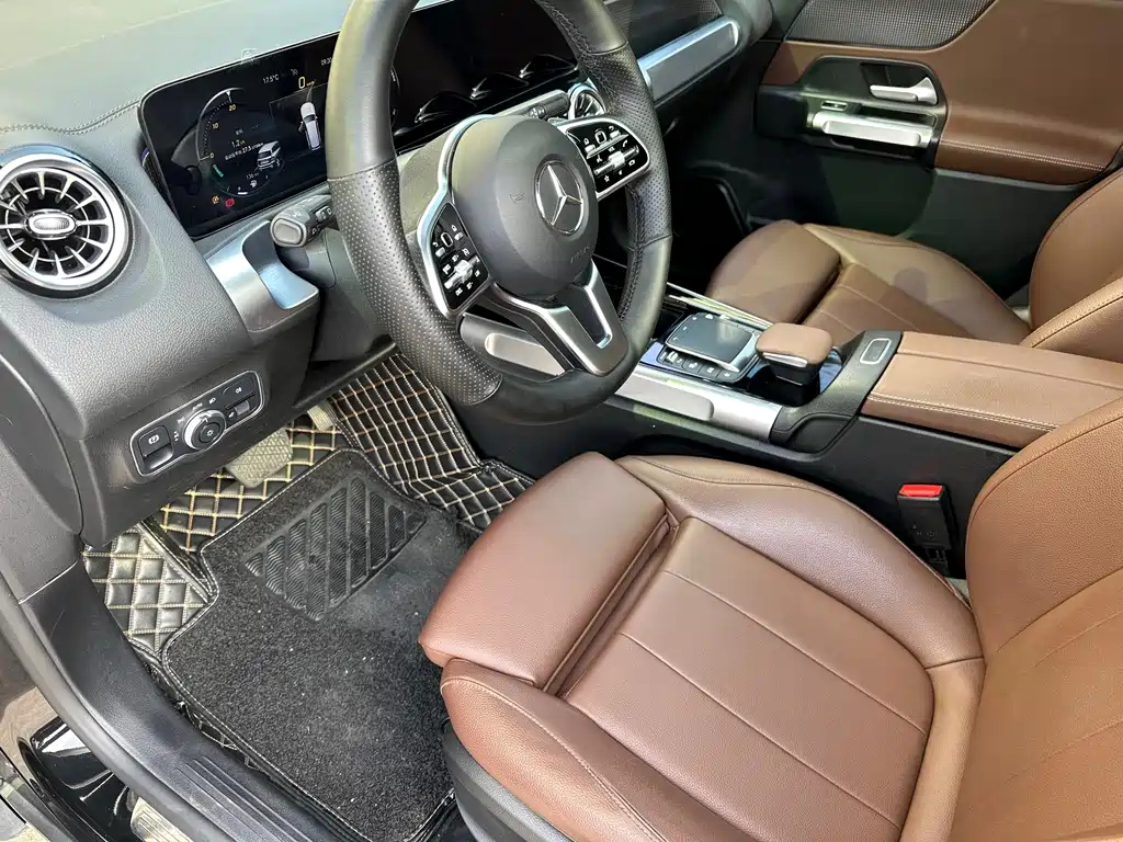 MERCEDES BENZ GLB 2022