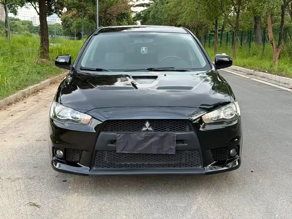 MITSUBISHI LANCER EX 2011