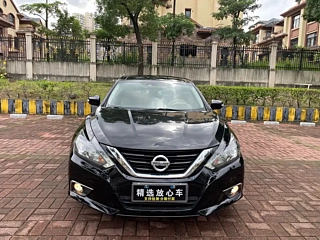 NISSAN TEANA 2017