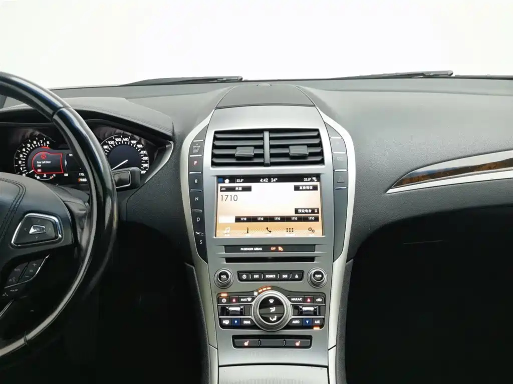 LINCOLN MKZ 2018